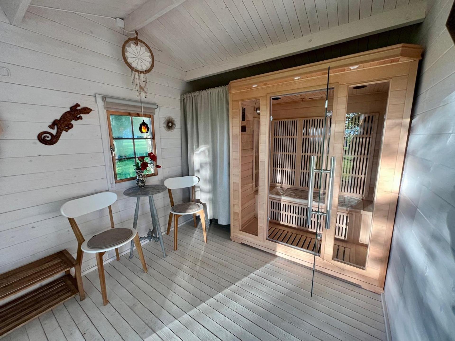 Naturnaera Fritidsboende, Tomtebo - Yintorp Arkelstorp Exterior photo